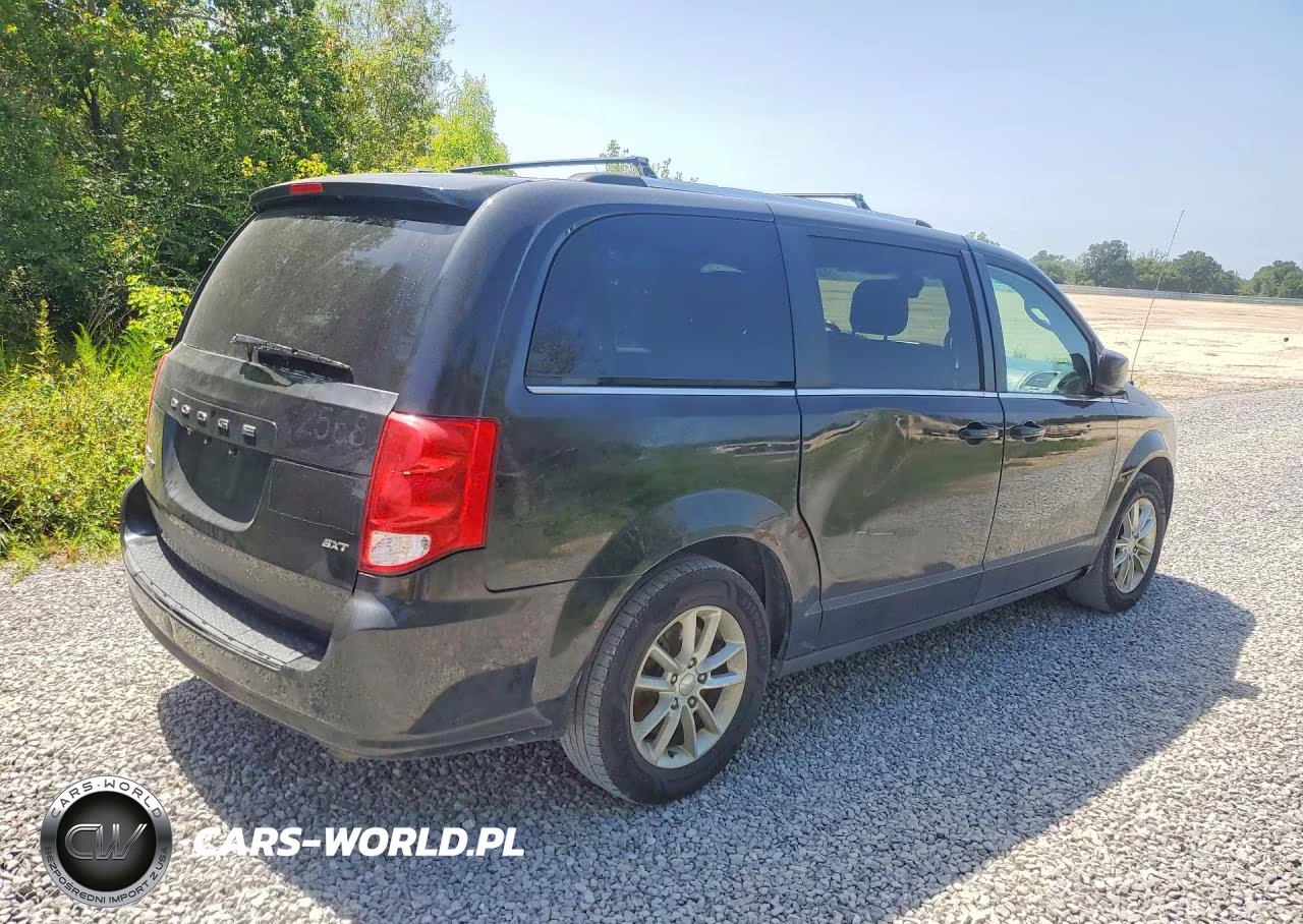 2020 Dodge Grand Caravan Sxt VIN:2C4RDGCG5LR253600 - 3