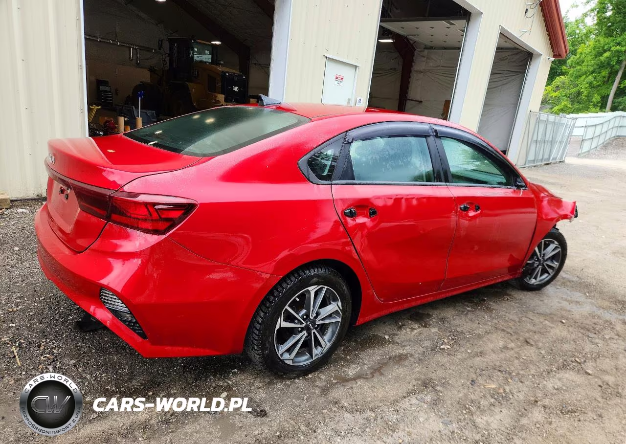 2023 Kia Forte Lxs VIN:3KPF24AD8PE640844 - 3