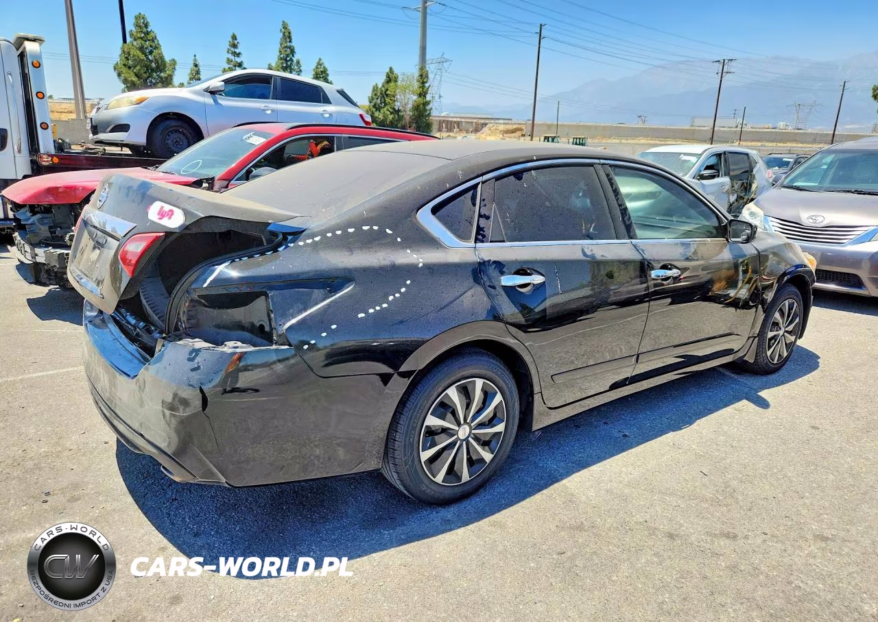 2018 Nissan Altima 2.5 S VIN:1N4AL3AP2JC474272 - 3