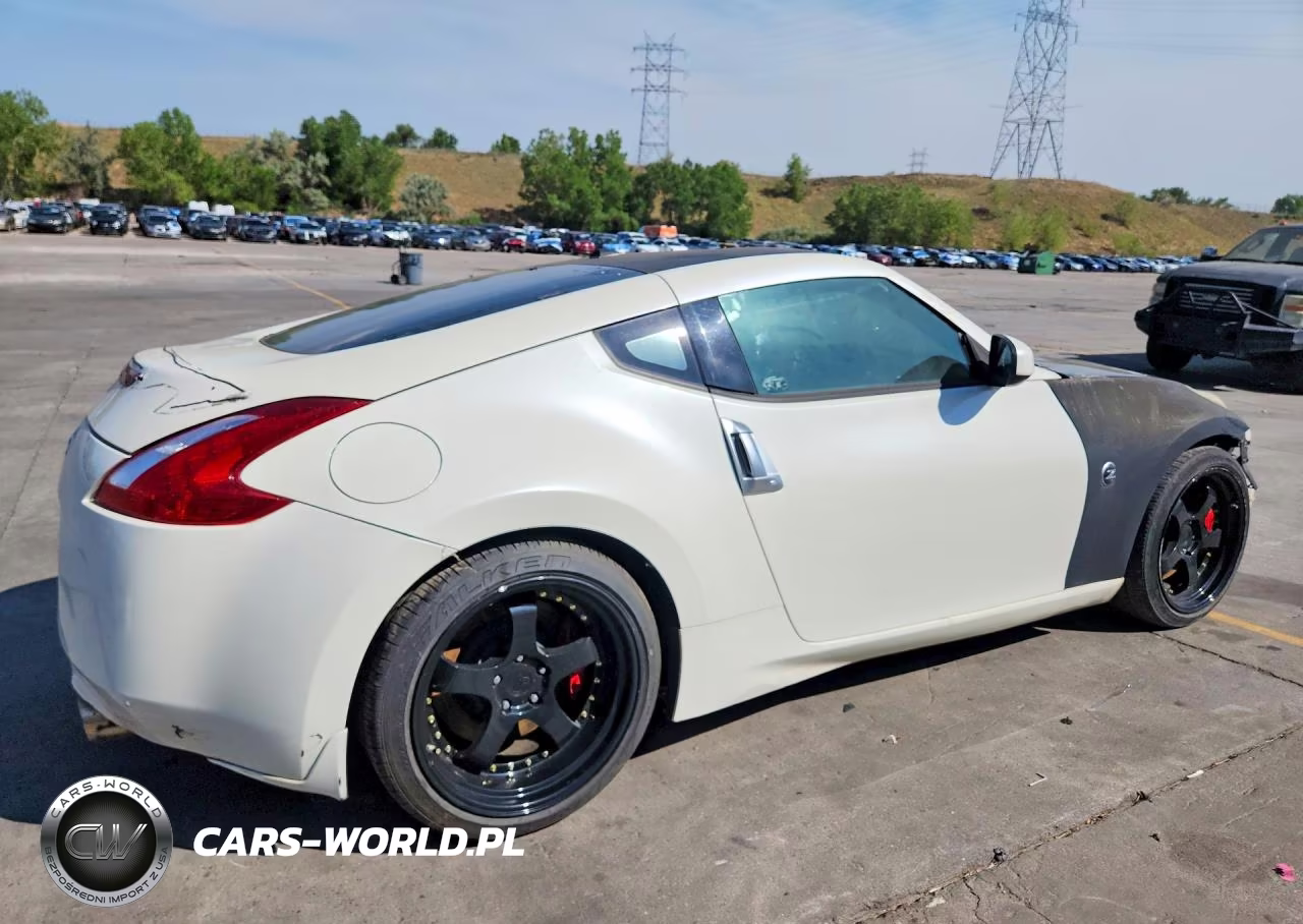 2014 Nissan 370Z Base VIN:JN1AZ4EH2EM630167 - 3