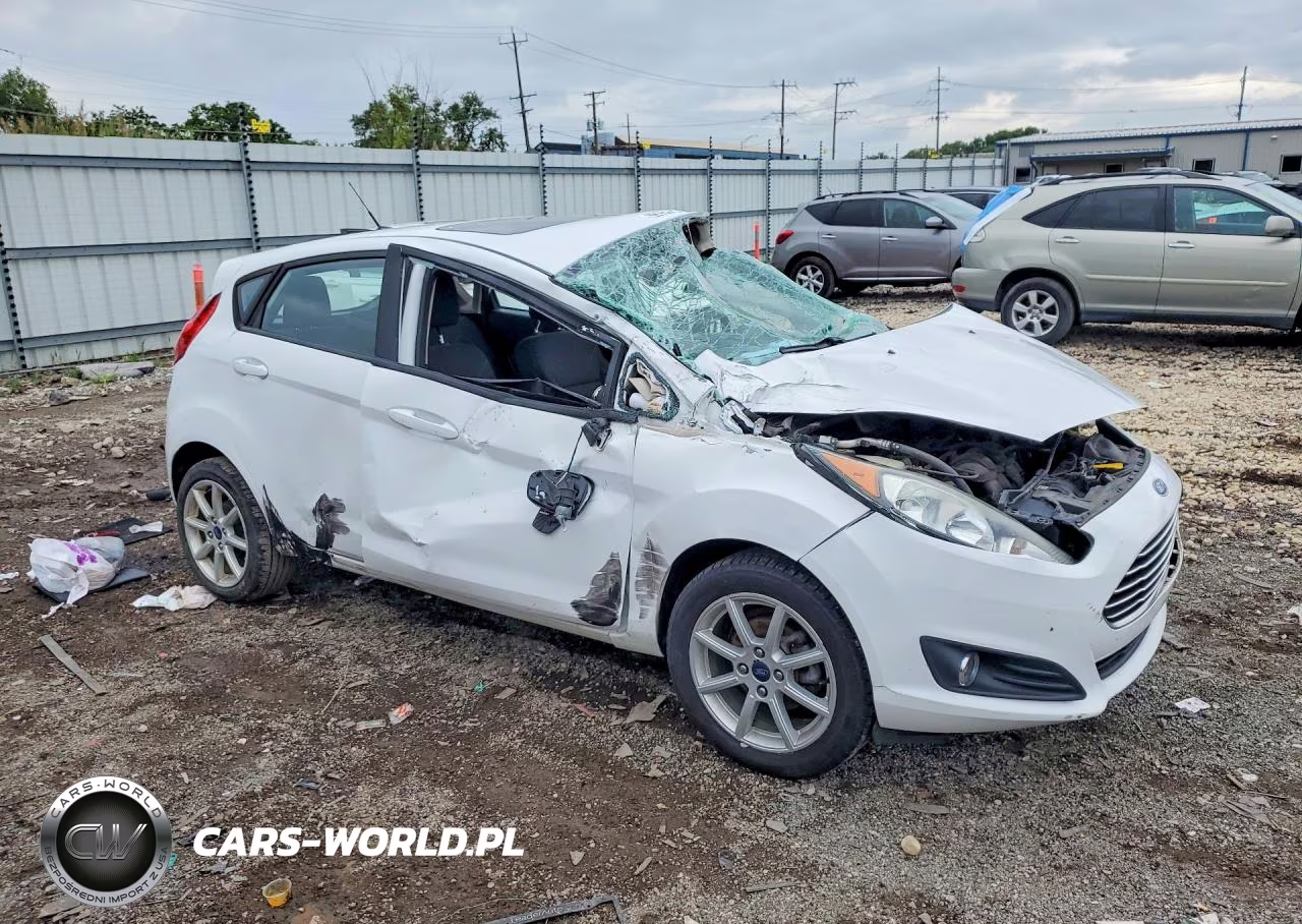 2017 Ford Fiesta Se VIN:3FADP4EJ3HM150107 - 4