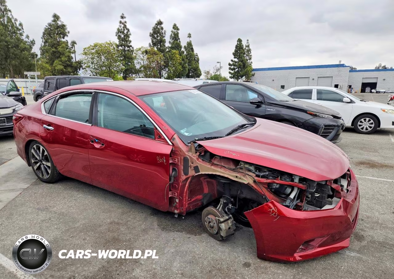 2017 Nissan Altima 2.5 Sr VIN:1N4AL3APXHC494652 - 4