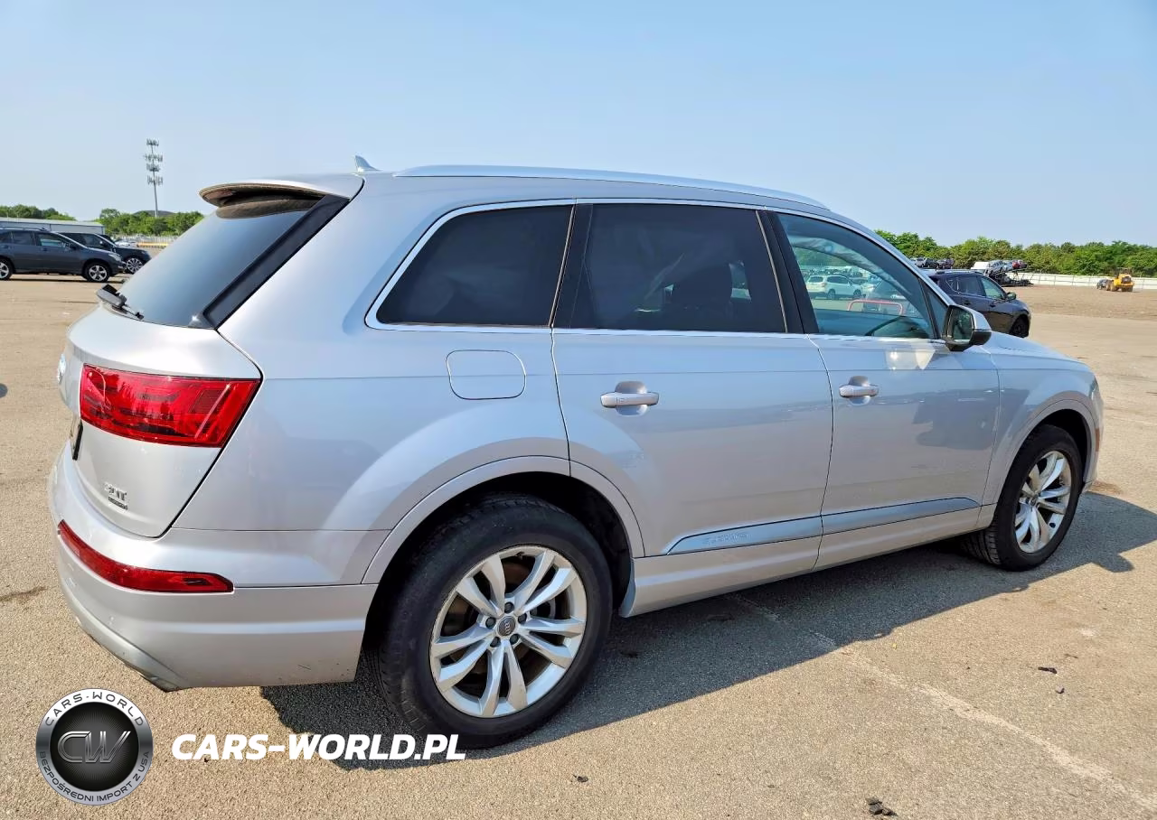 2017 Audi Q7 VIN:WA1LAAF73HD033920 - 3