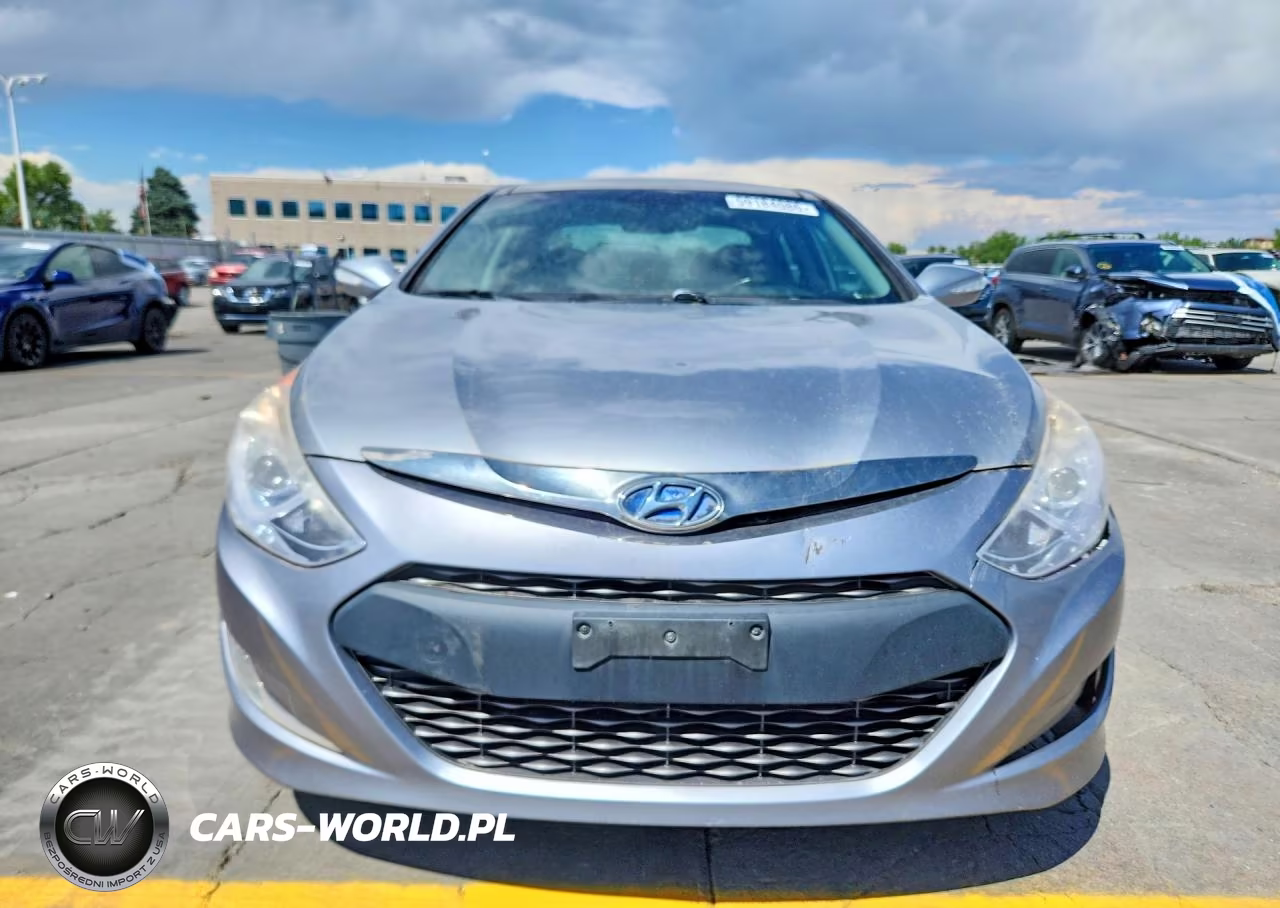 2015 Hyundai Sonata Hybrid Limited VIN:KMHEC4A42FA119267 - 5
