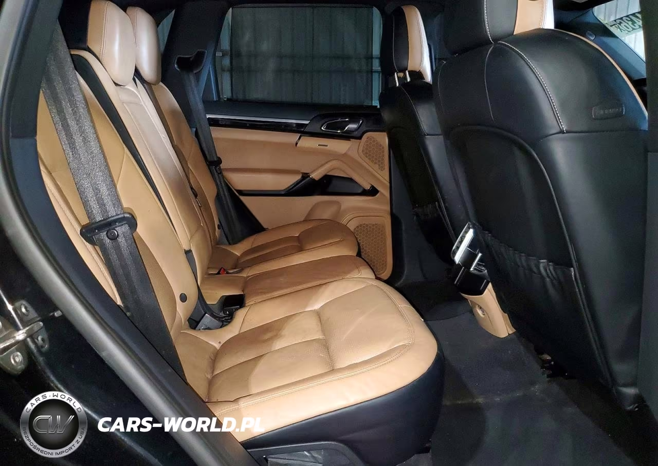 2016 Porsche Cayenne S VIN:WP1AB2A2XGLA94521 - 11