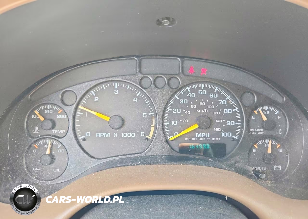 1998 GMC Jimmy VIN:1GKDT13W6W2575218 - 9