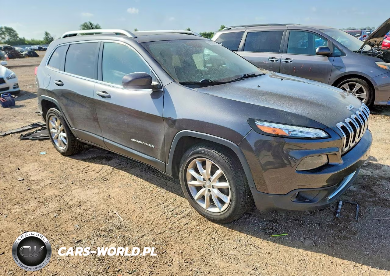 2015 Jeep Cherokee Limited VIN:1C4PJMDSXFW687945 - 4