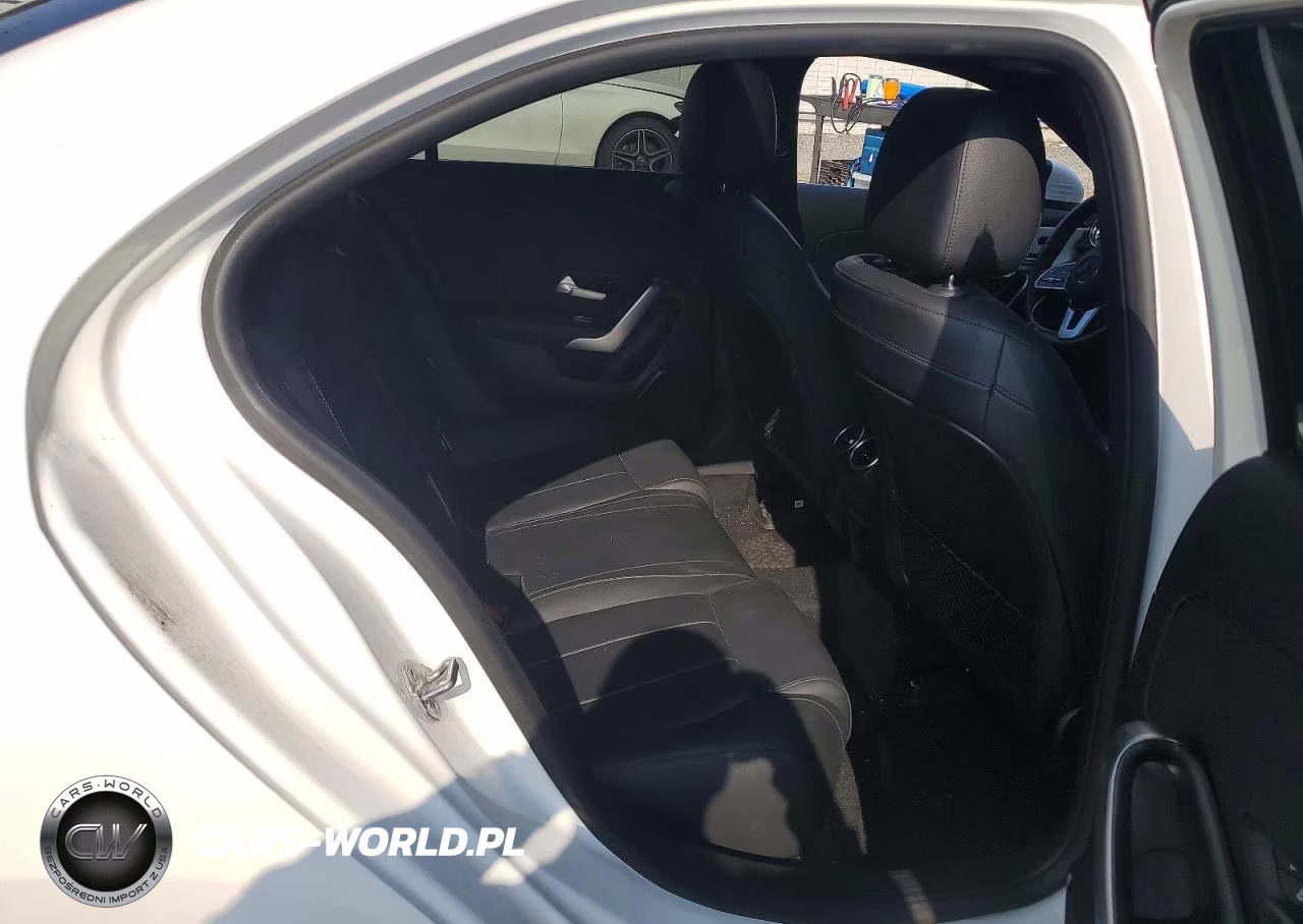 2021 Mercedes-Benz A 220 4Matic VIN:W1K3G4FBXMJ318948 - 10