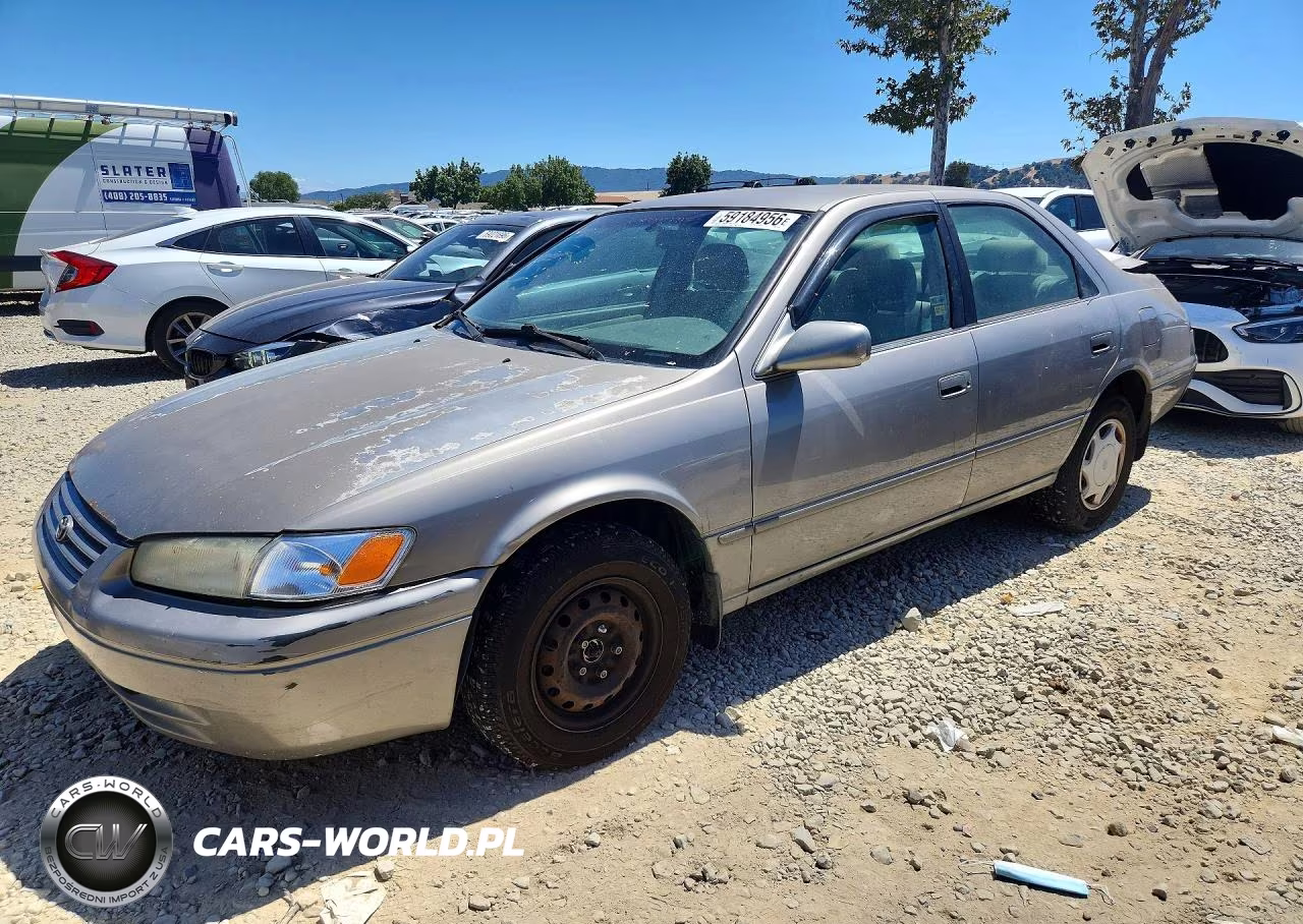 1999 Toyota Camry Ce