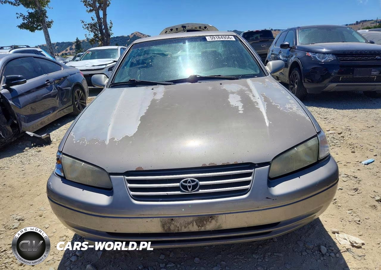 1999 Toyota Camry Ce VIN:4T1BG22KXXU455337 - 5