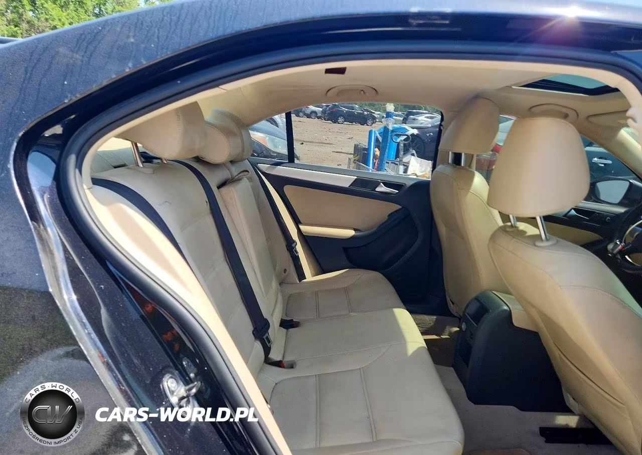 2013 Volkswagen Jetta Hybrid VIN:3VW637AJ5DM227685 - 10