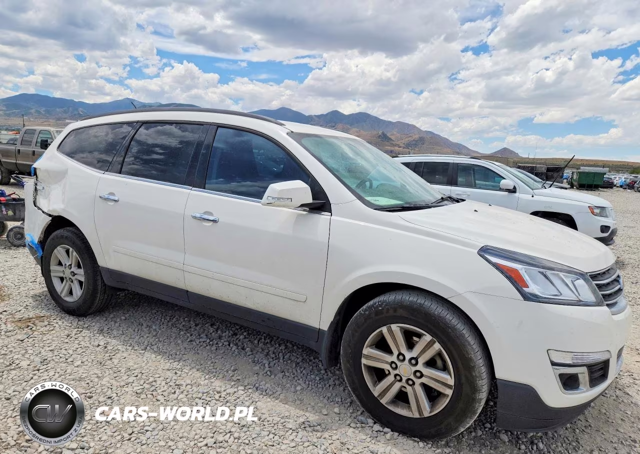 2013 Chevrolet Traverse Lt VIN:1GNKRJKD4DJ233990 - 4