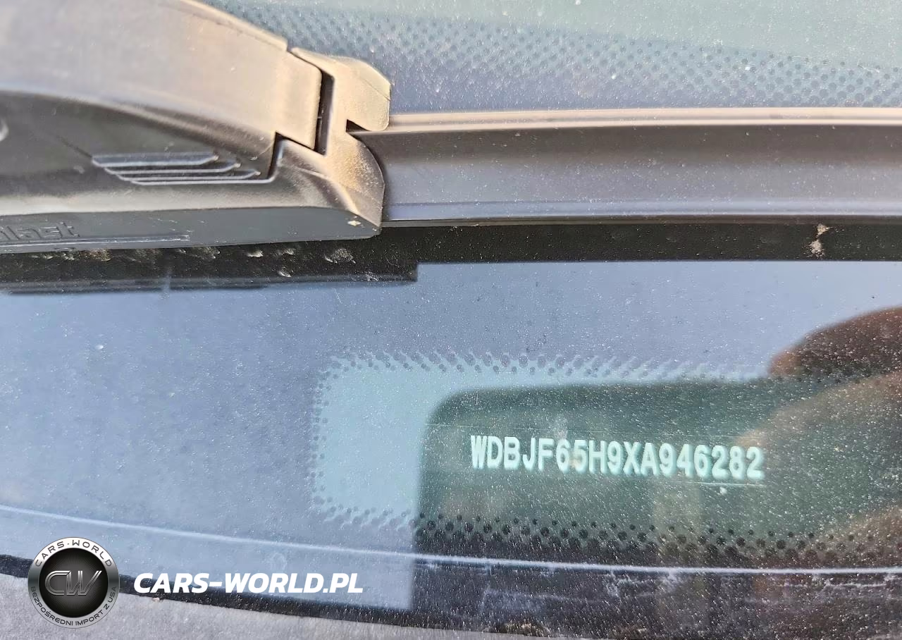 1999 Mercedes-Benz E 320 VIN:WDBJF65H9XA946282 - 12