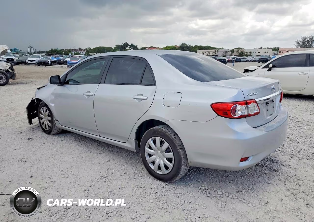 2011 Toyota Corolla Le VIN:JTDBU4EE3B9143614 - 2