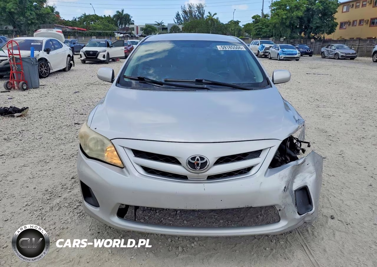 2011 Toyota Corolla Le VIN:JTDBU4EE3B9143614 - 5