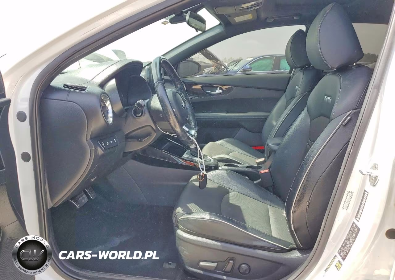 2021 Kia Forte Gt Line VIN:3KPF34AD9ME332333 - 7