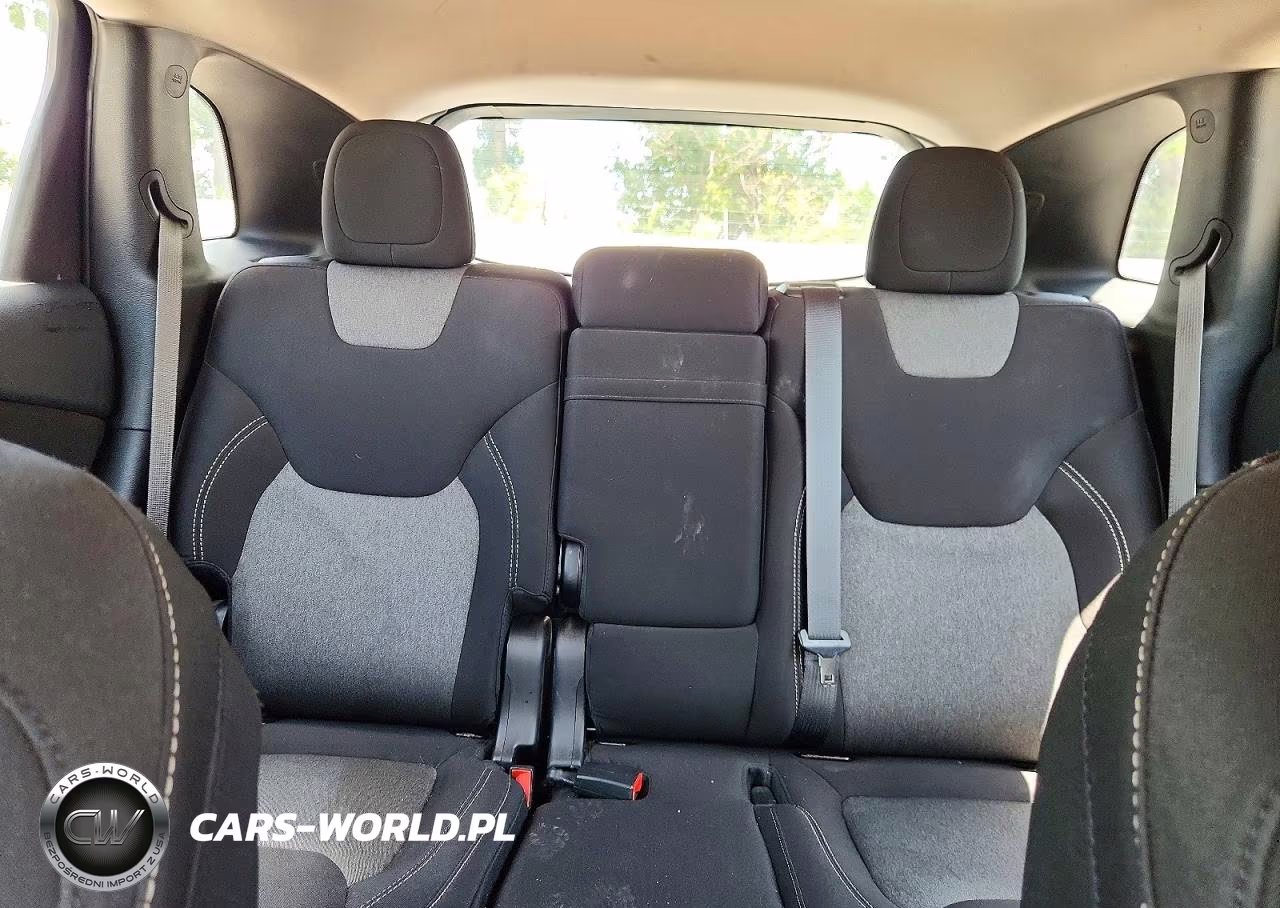 2014 Jeep Cherokee Sport VIN:1C4PJLAB0EW319125 - 10