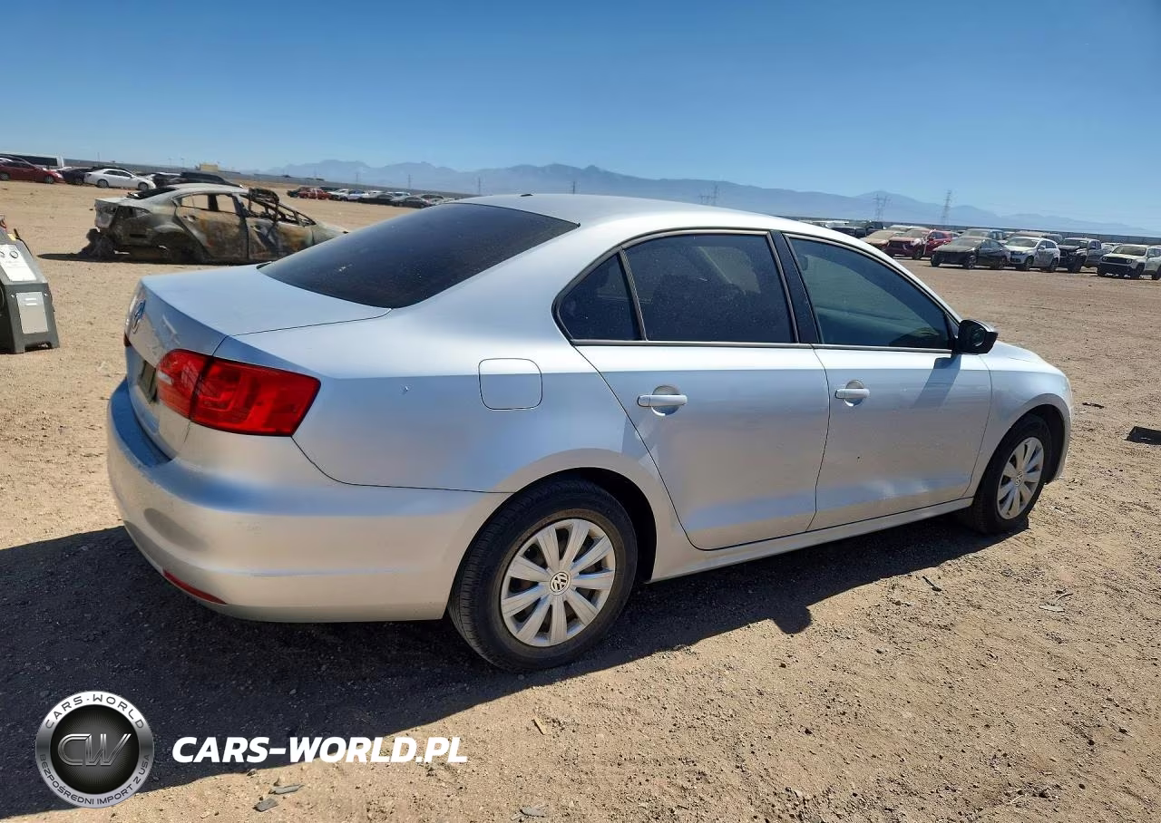 2014 Volkswagen Jetta Base VIN:3VW2K7AJXEM250849 - 3