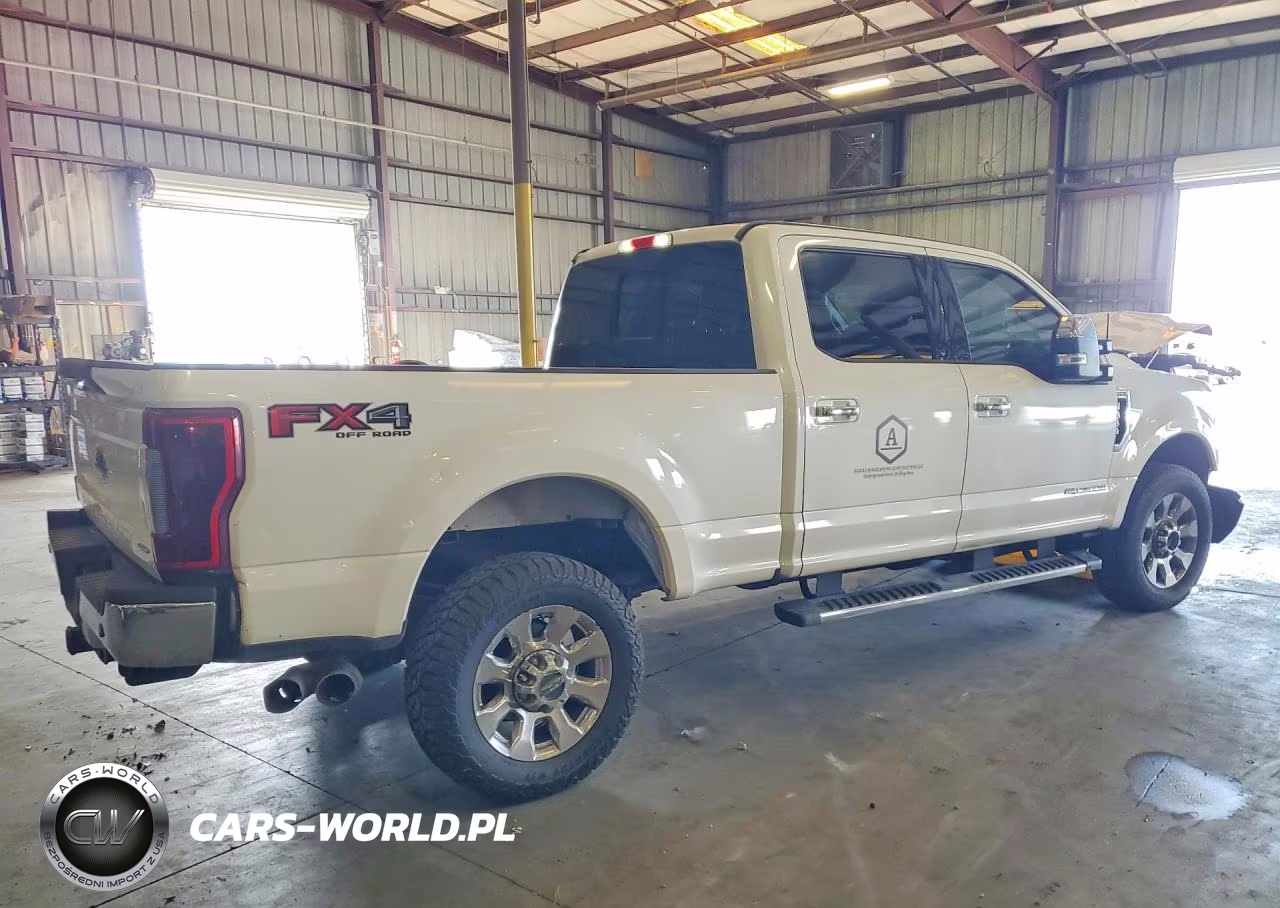 2018 Ford F350 Super Duty VIN:1FT8W3BT2JEB94786 - 3