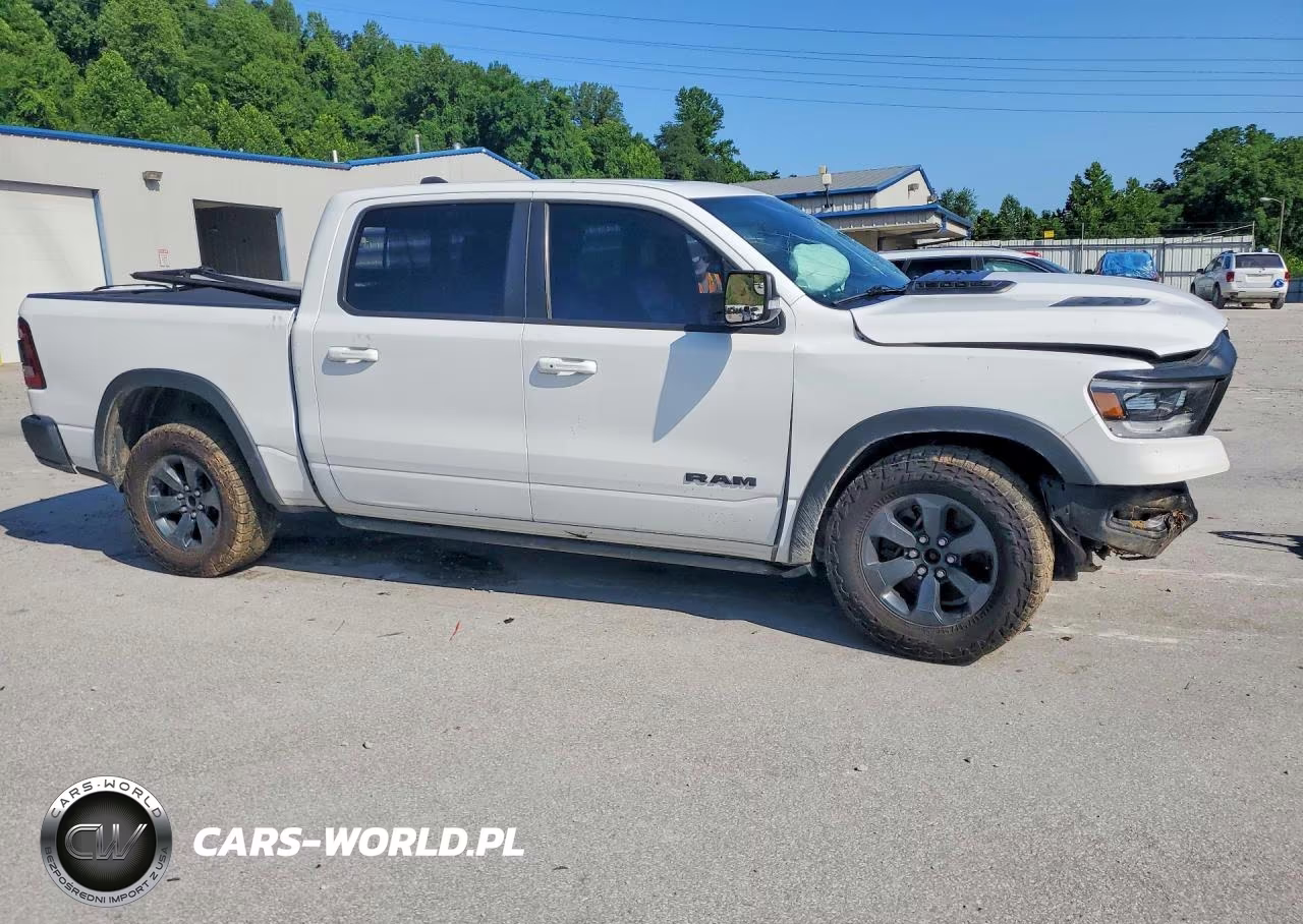 2019 Ram 1500 Rebel VIN:1C6SRFLT1KN901396 - 4