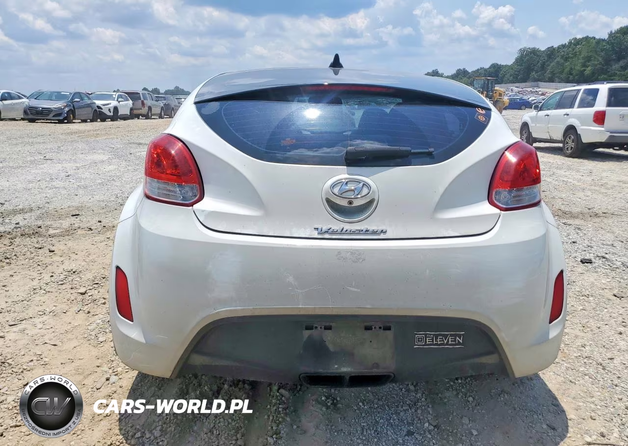 2015 Hyundai Veloster Base VIN:KMHTC6AD7FU225134 - 6