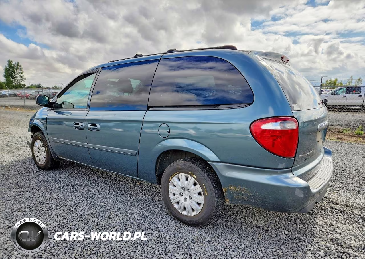 2005 Chrysler Town & Country Lx VIN:2C4GP44R95R255799 - 2