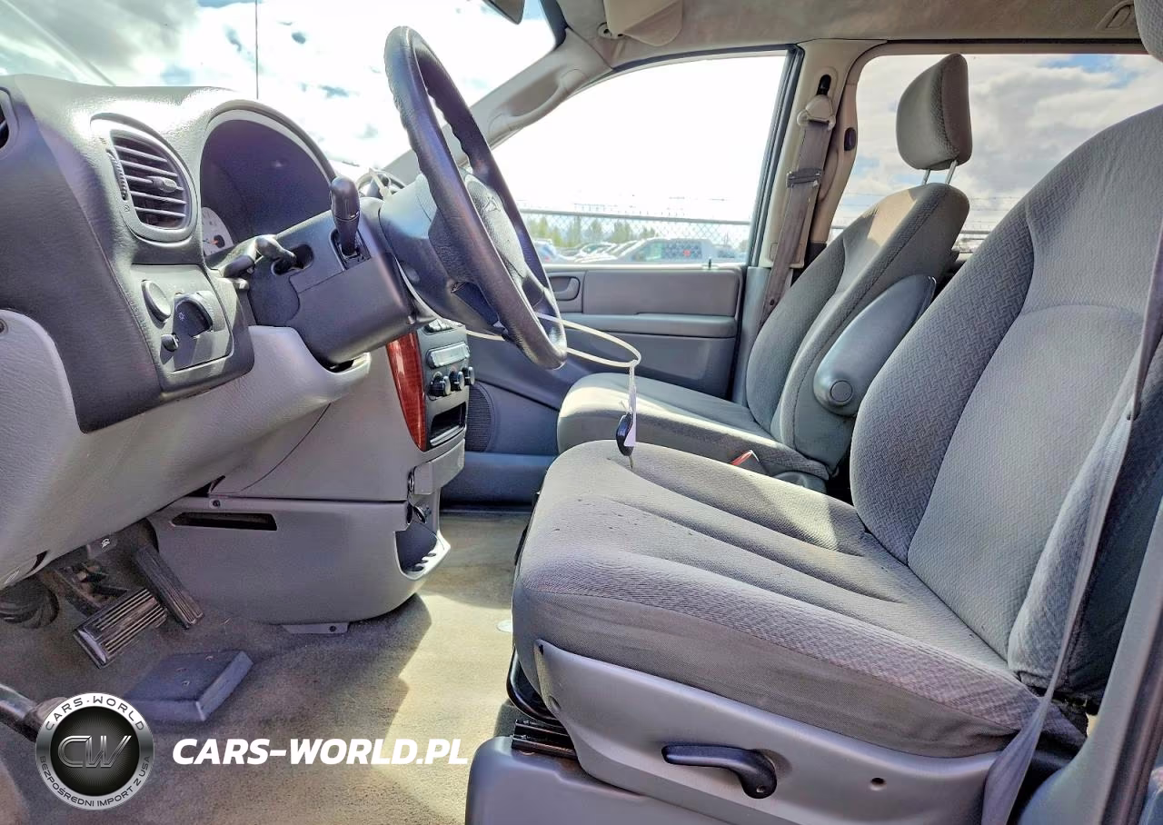 2005 Chrysler Town & Country Lx VIN:2C4GP44R95R255799 - 7