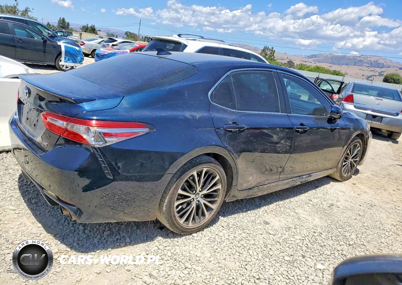 2019 Toyota Camry Se VIN:4T1B11HK5KU255185 - 3