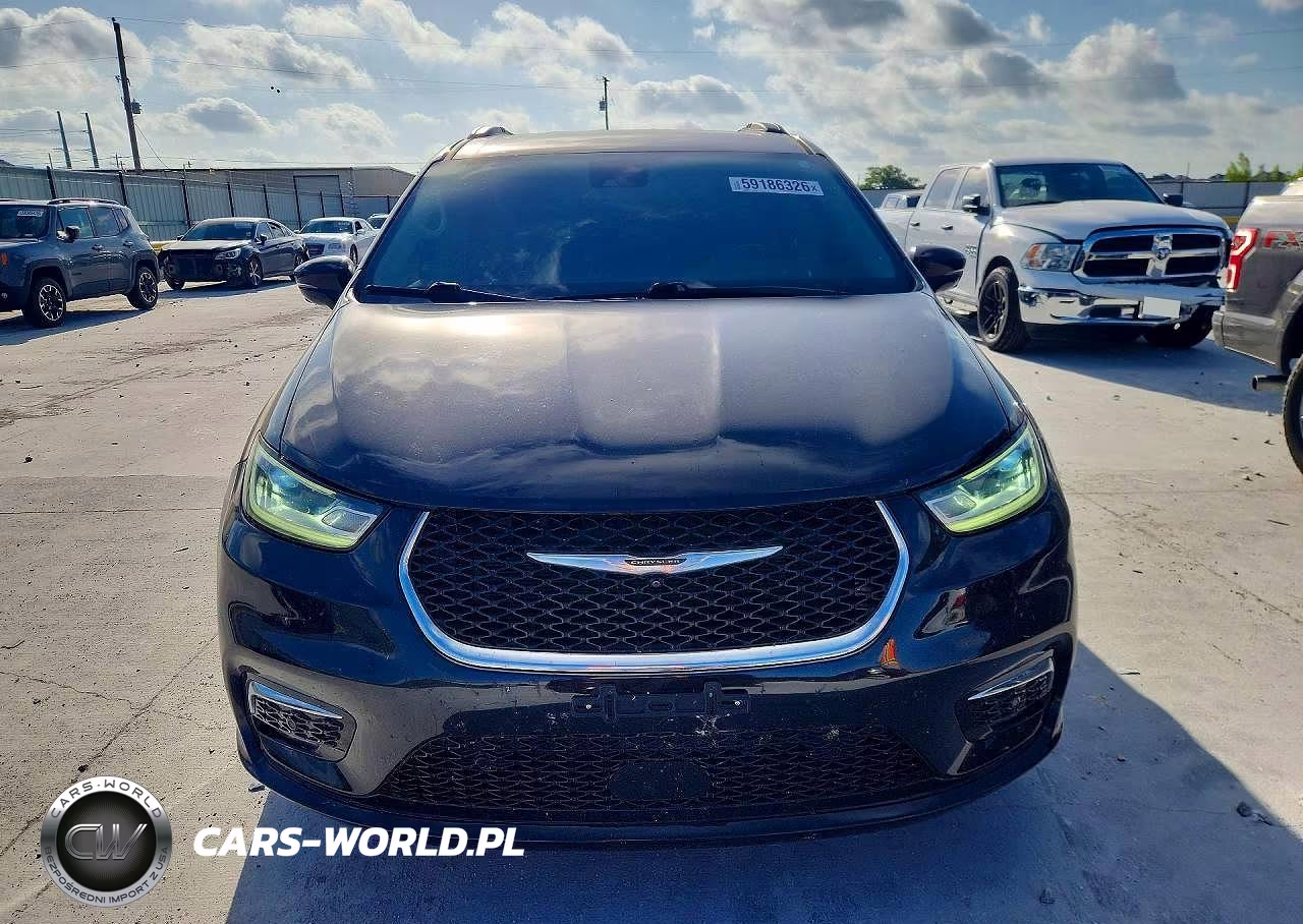 2022 Chrysler Pacifica Touring L VIN:2C4RC1BG7NR123533 - 5