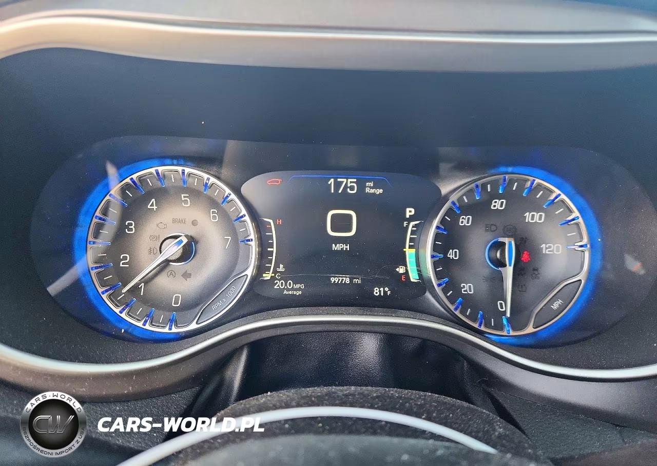 2022 Chrysler Pacifica Touring L VIN:2C4RC1BG7NR123533 - 9