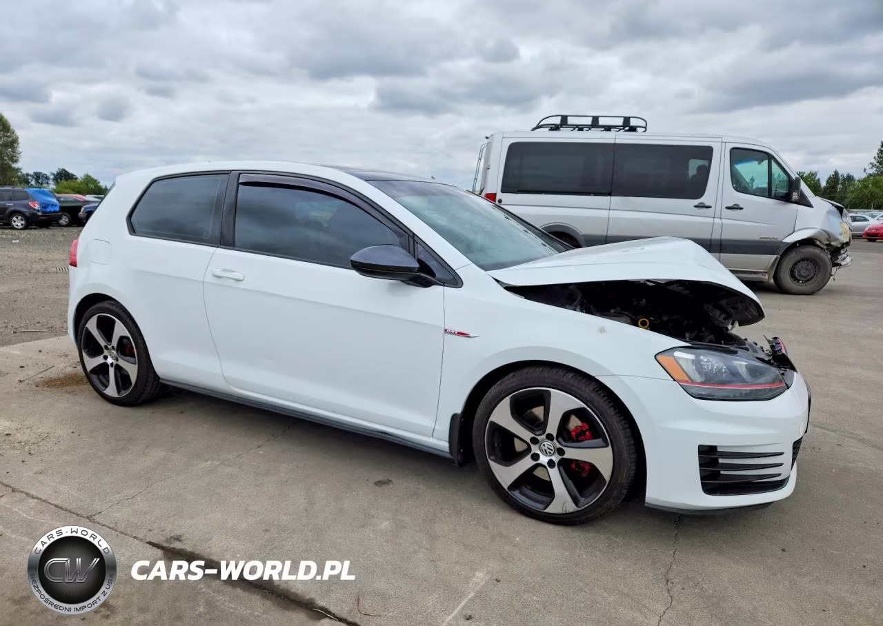 2015 Volkswagen Gti VIN:3VWYT7AU2FM052690 - 4