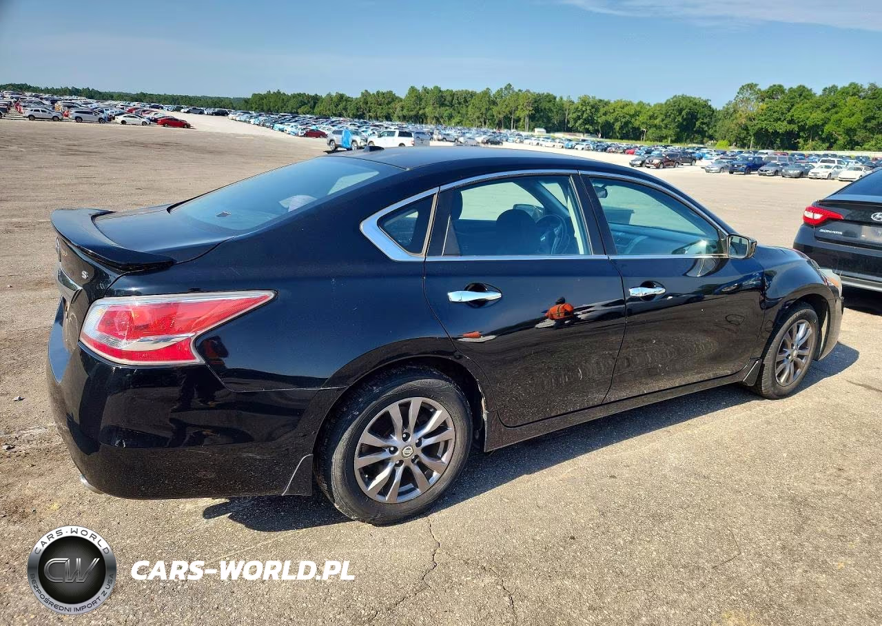 2015 Nissan Altima 2.5 S VIN:1N4AL3AP9FN916573 - 3