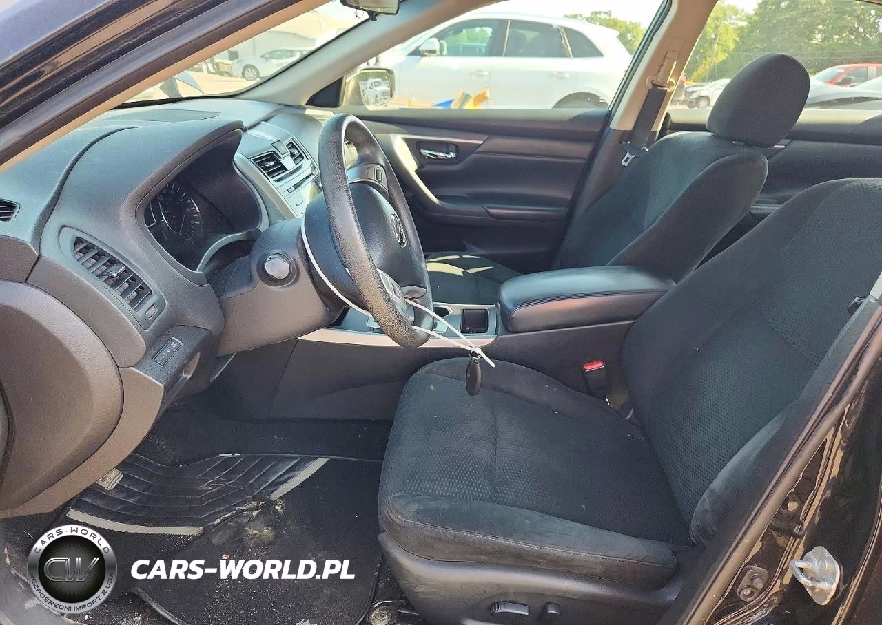 2015 Nissan Altima 2.5 S VIN:1N4AL3AP9FN916573 - 7