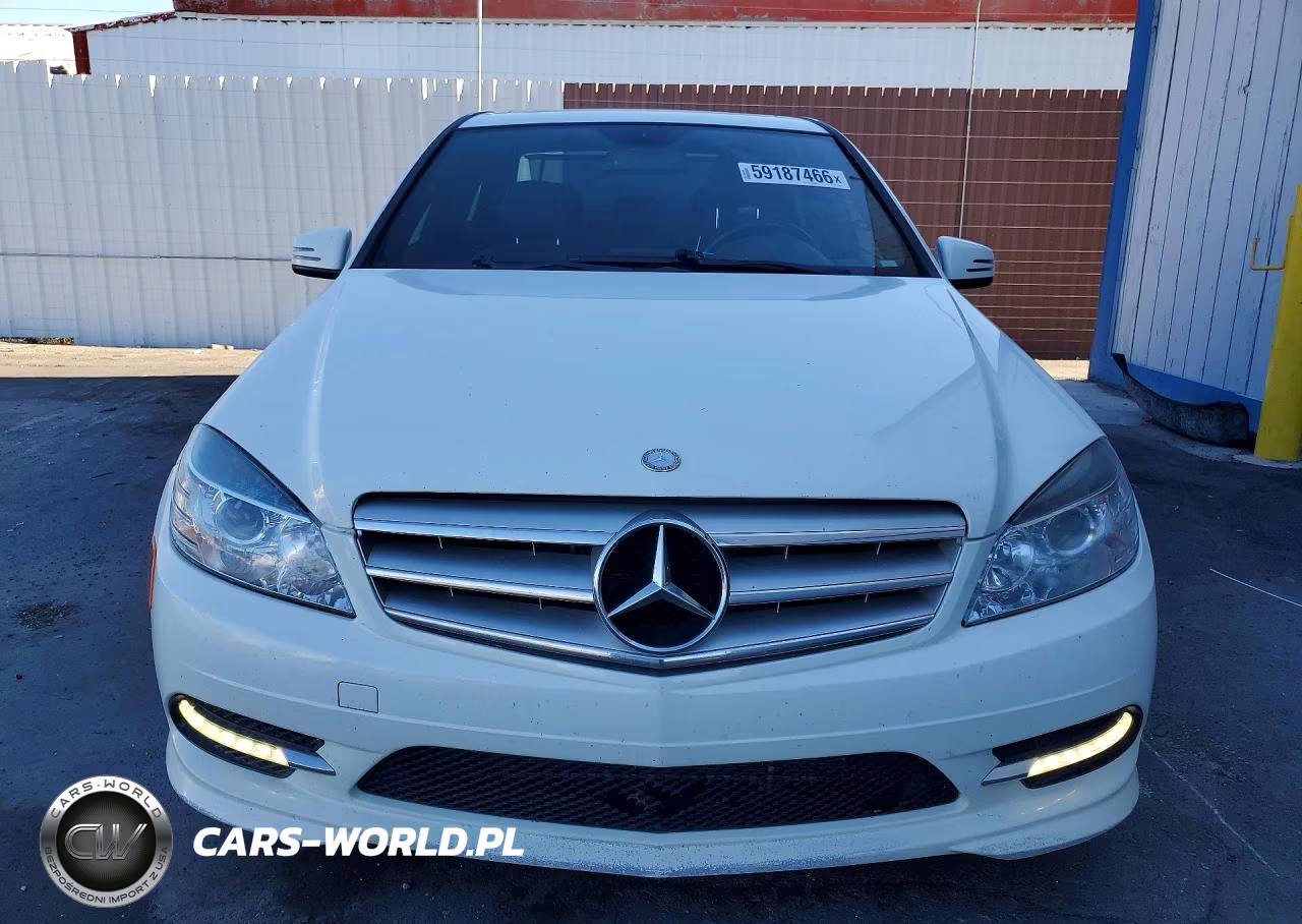 2011 Mercedes-Benz C 300 4Matic VIN:WDDGF8BB1BR148995 - 5