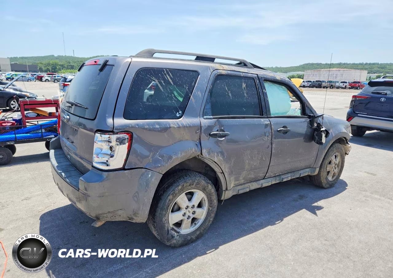 2012 Ford Escape Xlt VIN:1FMCU0D71CKA74878 - 3