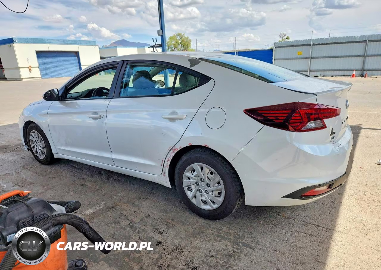 2019 Hyundai Elantra Se VIN:5NPD74LF3KH483722 - 2