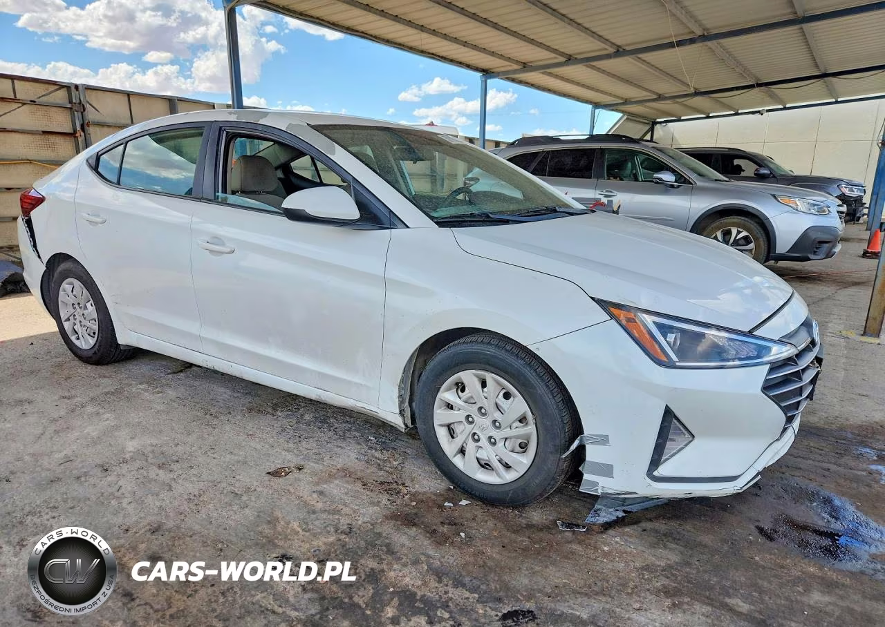 2019 Hyundai Elantra Se VIN:5NPD74LF3KH483722 - 4