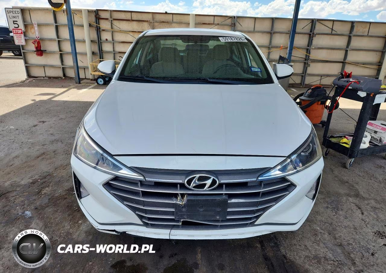 2019 Hyundai Elantra Se VIN:5NPD74LF3KH483722 - 5