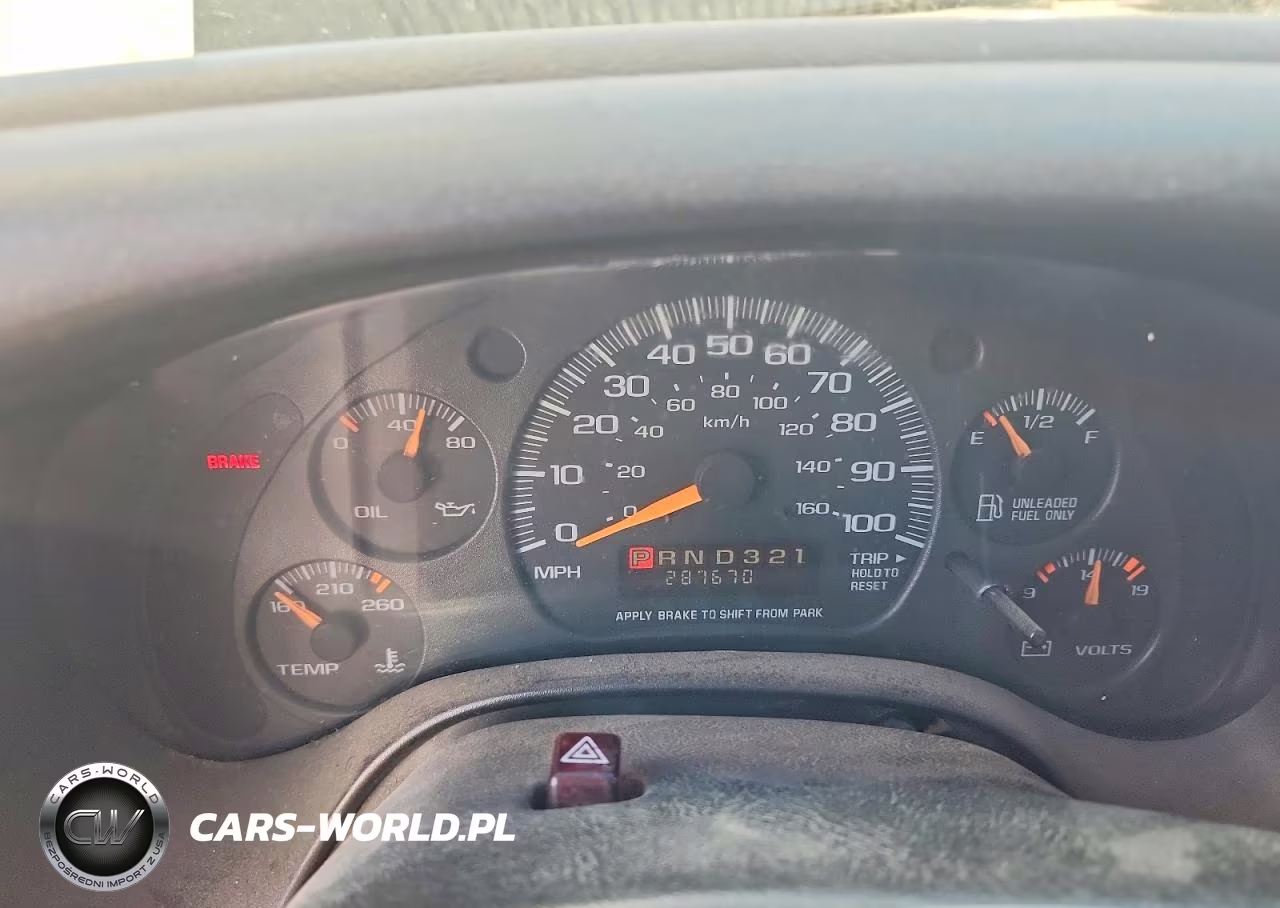 2001 Chevrolet Express G1500 VIN:1GNFG15R011212032 - 9
