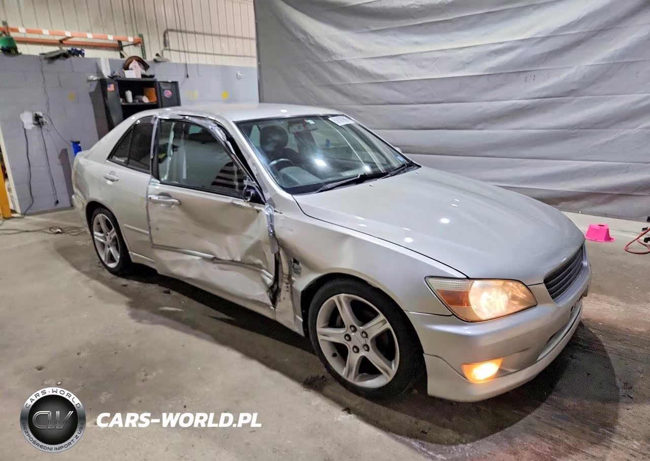 1999 Toyota Altezza VIN:GXE100027935 - 4