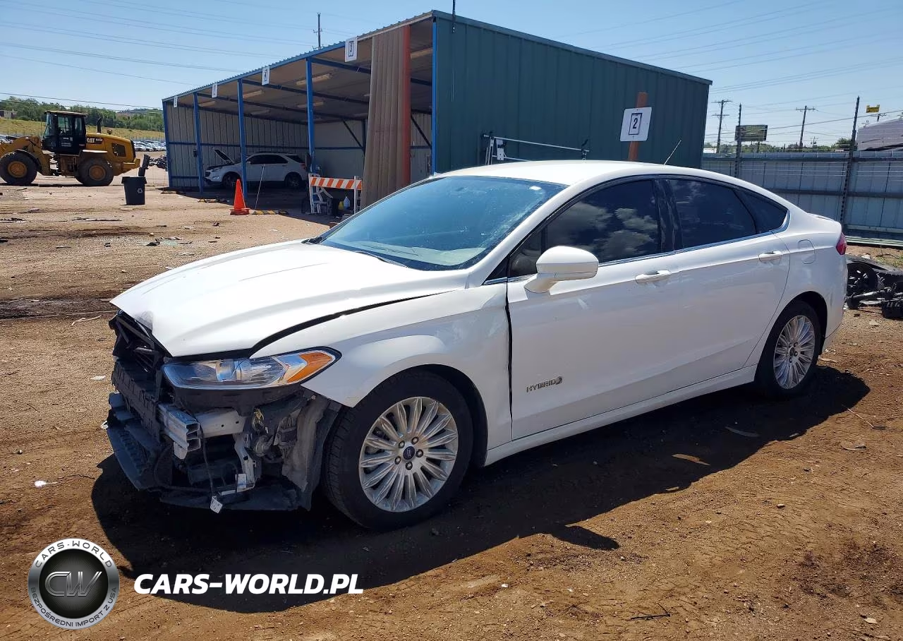 2015 Ford Fusion S Hybrid – zdjęcie 1 z 12