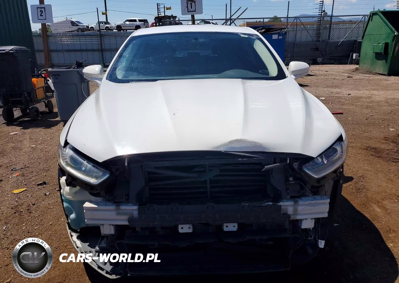 2015 Ford Fusion S Hybrid VIN:3FA6P0UU3FR132722 - 5