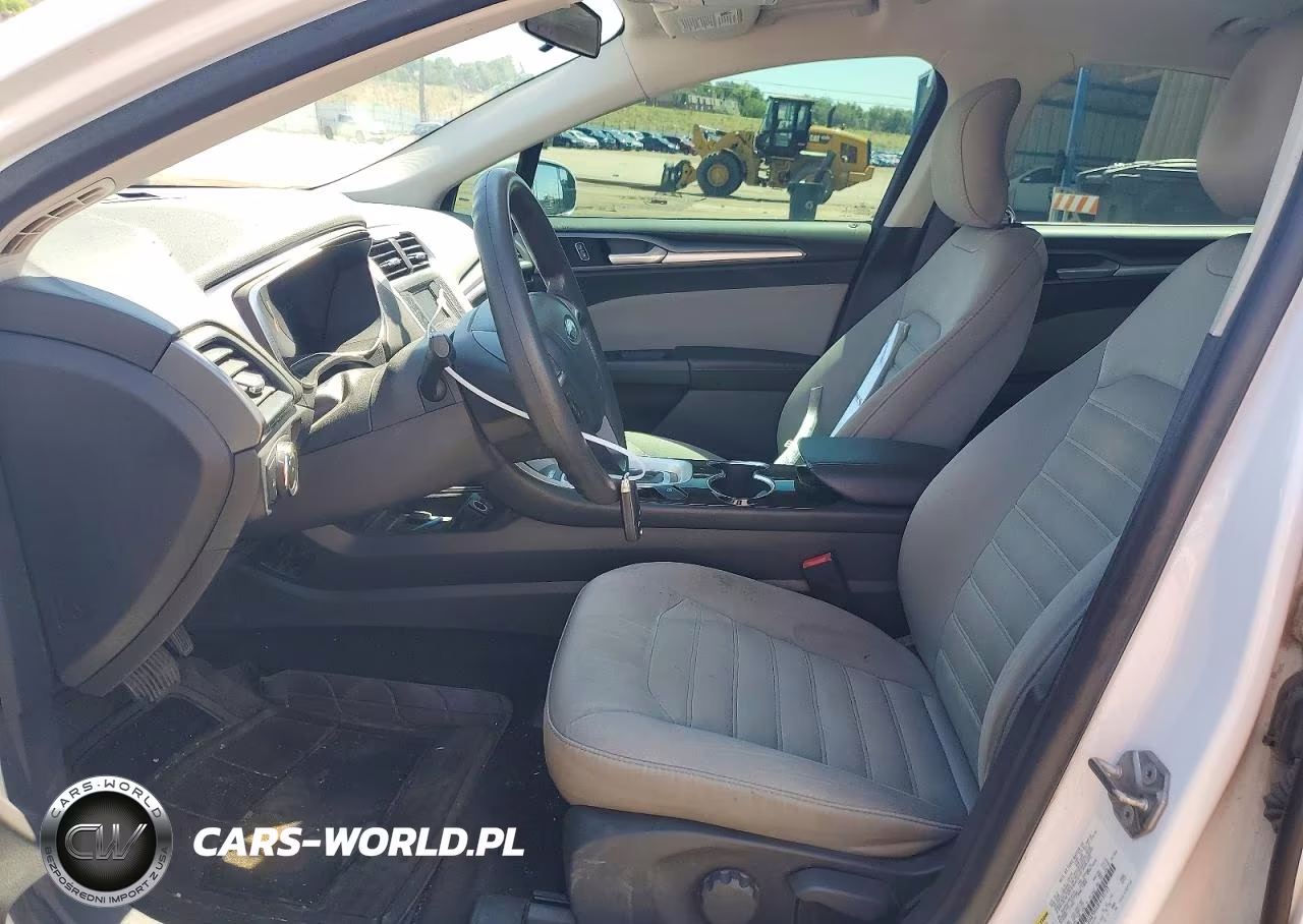 2015 Ford Fusion S Hybrid VIN:3FA6P0UU3FR132722 - 7