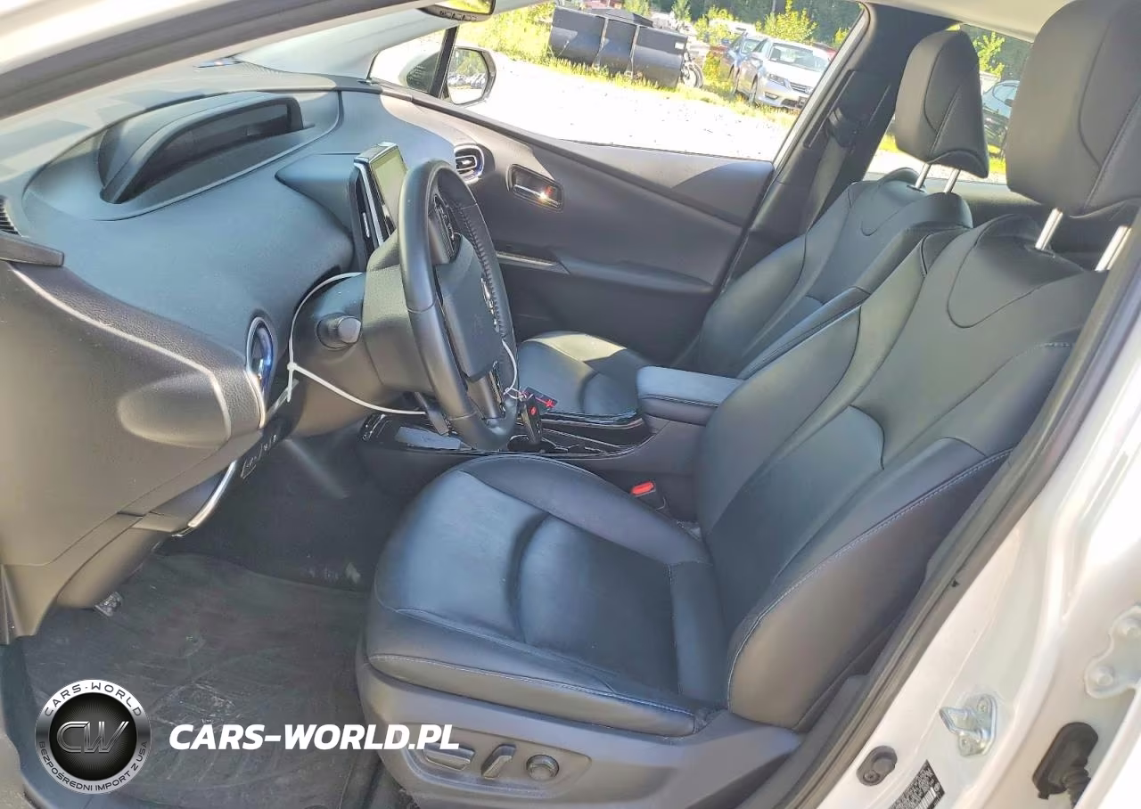 2019 Toyota Prius Limited VIN:JTDKARFU0K3083256 - 7