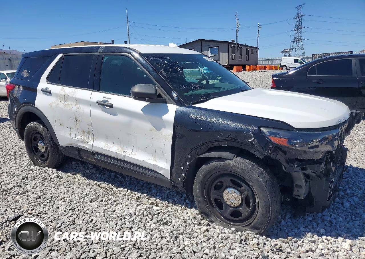 2022 Ford Explorer Police Interceptor VIN:1FM5K8AB8NGA41002 - 4