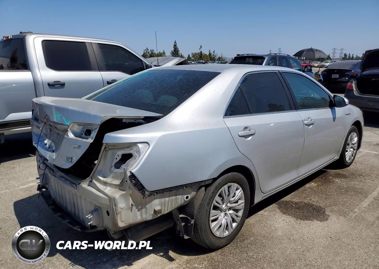 2013 Toyota Camry Hybrid Le VIN:4T1BD1FK4DU085964 - 3