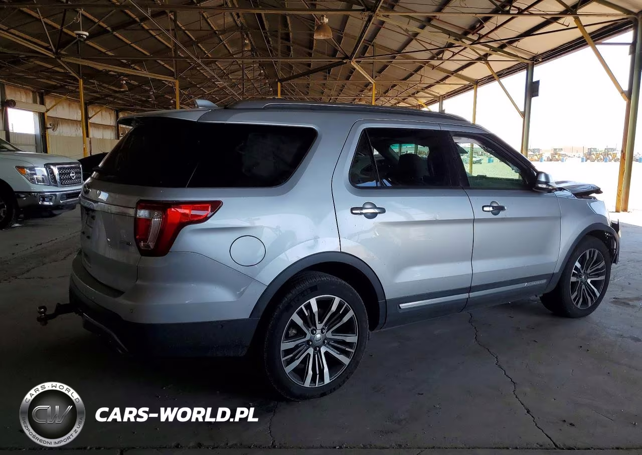 2016 Ford Explorer Platinum VIN:1FM5K8HT3GGB86871 - 3