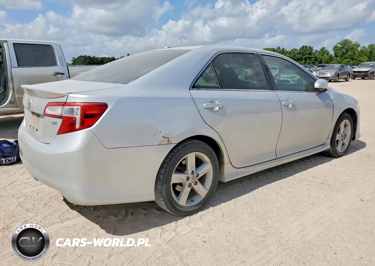 2013 Toyota Camry Se VIN:4T1BF1FK9DU288164 - 3