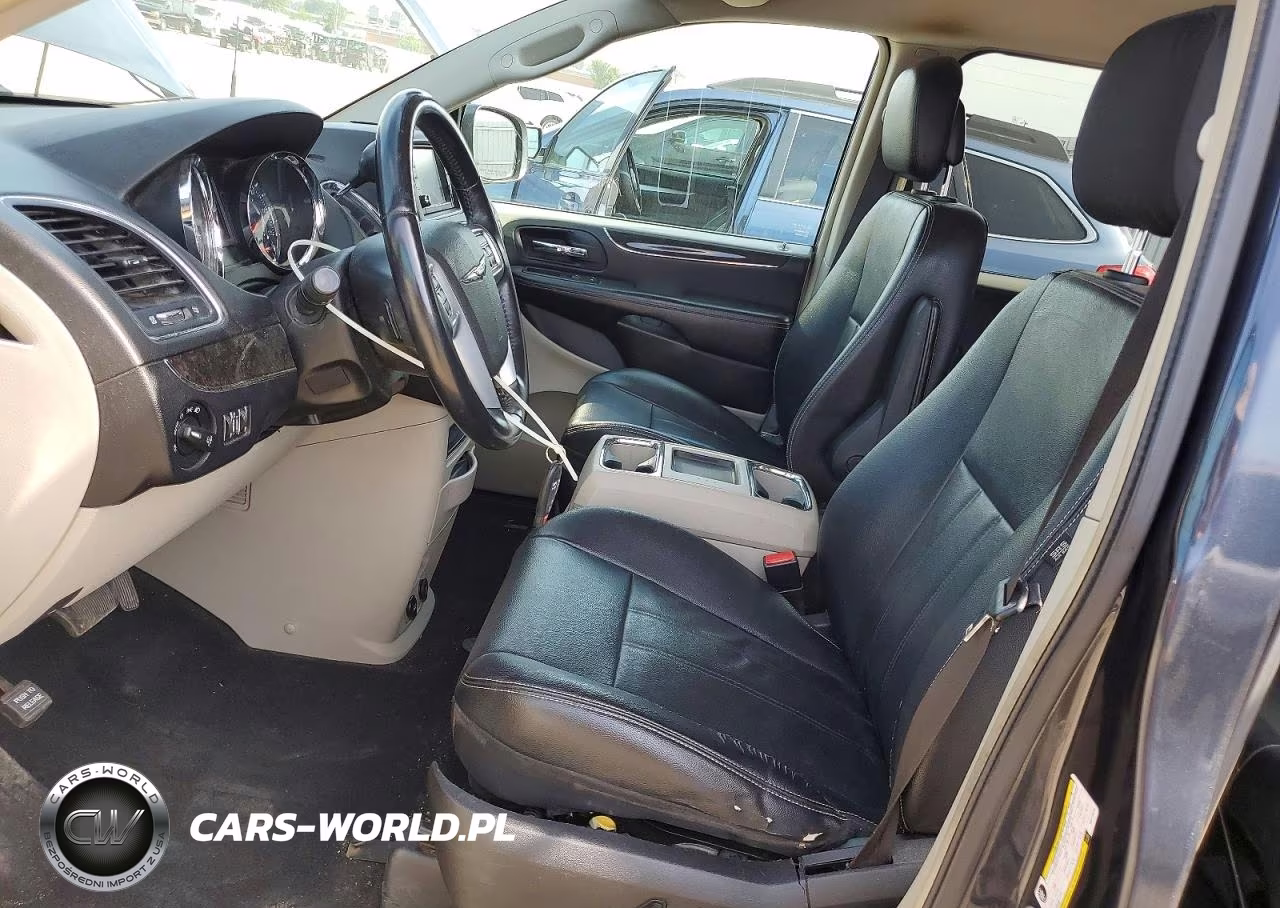 2013 Chrysler Town & Country Touring VIN:2C4RC1BGXDR776470 - 7