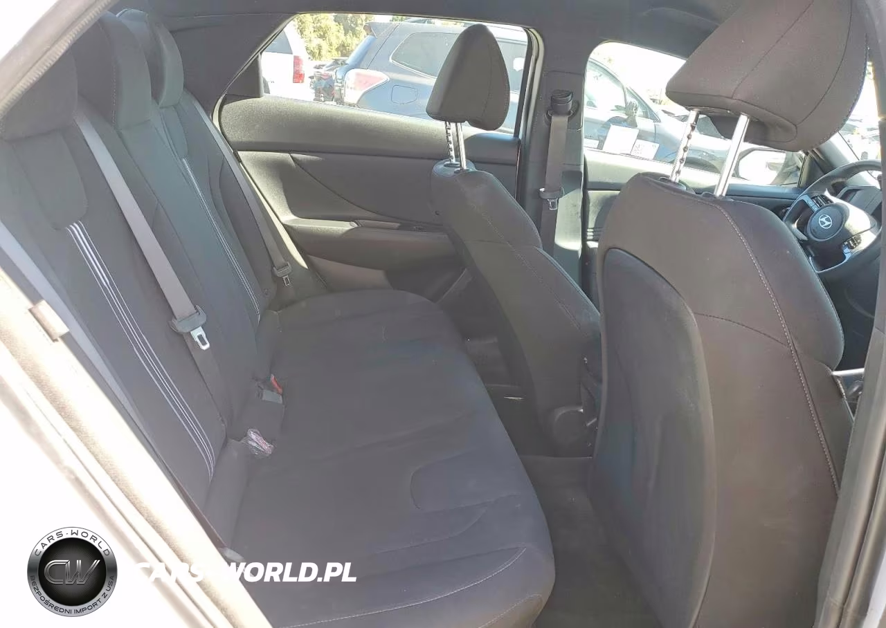 2025 Hyundai Elantra Sel Sport VIN:KMHLM4DG1SU065916 - 10